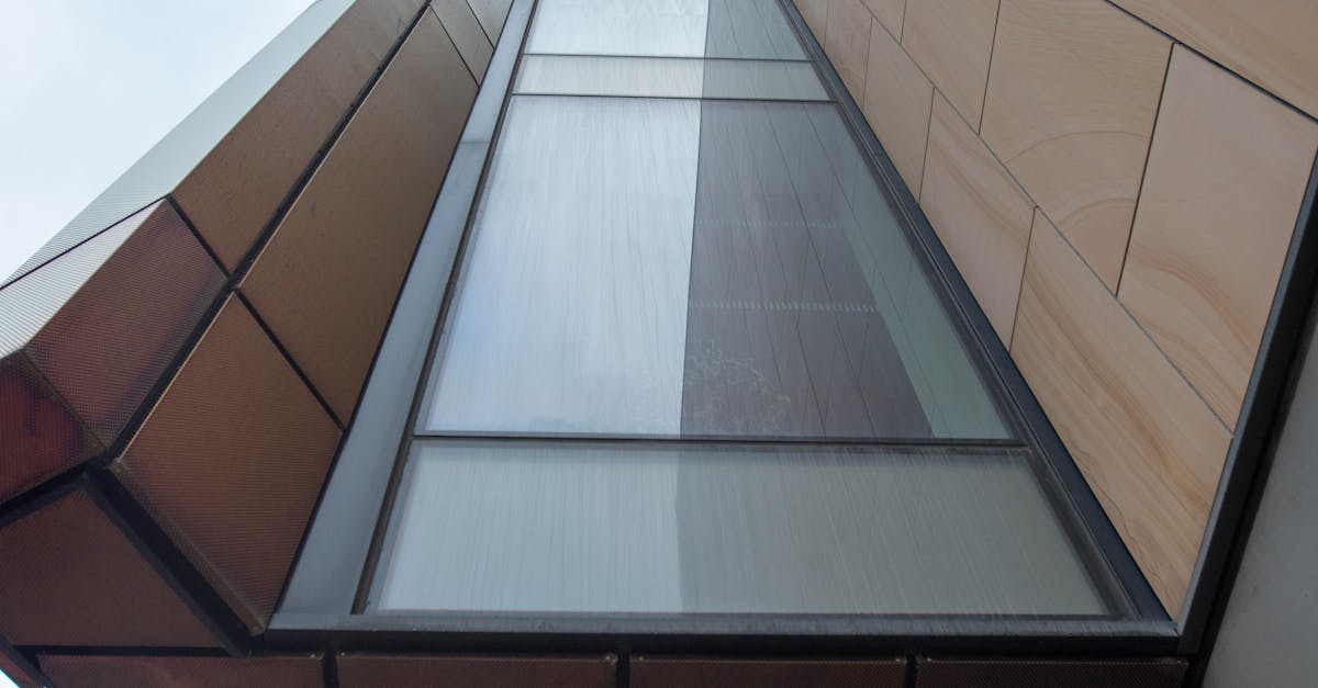 Kühlende Möbel ohne Strom: Phasenwechsel-Materialien (PCM) in Wänden, Vorhängen und Sideboards als stiller Klimapuffer